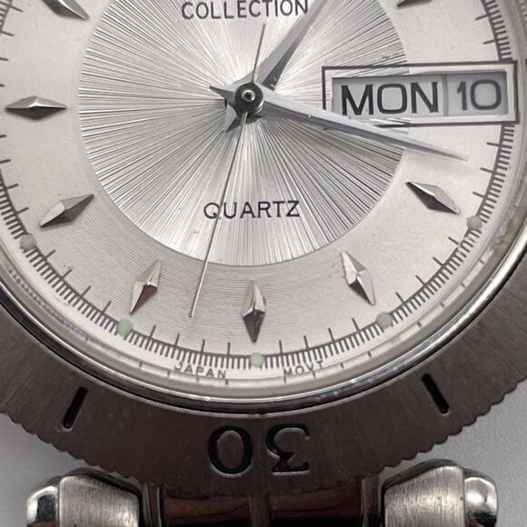 Lobor Collection Silver Tone Day Date Quartz Ladies watch New Battery